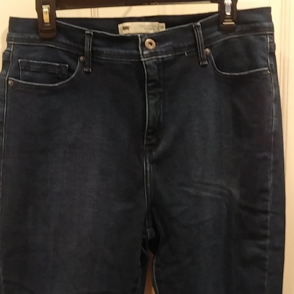 Size 16 Levi's 512 slimming Leggings - Picture 1 of 5